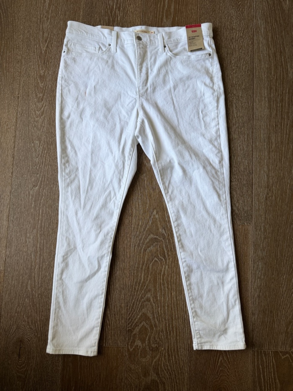Levi’s White shaping Skinny Jeans